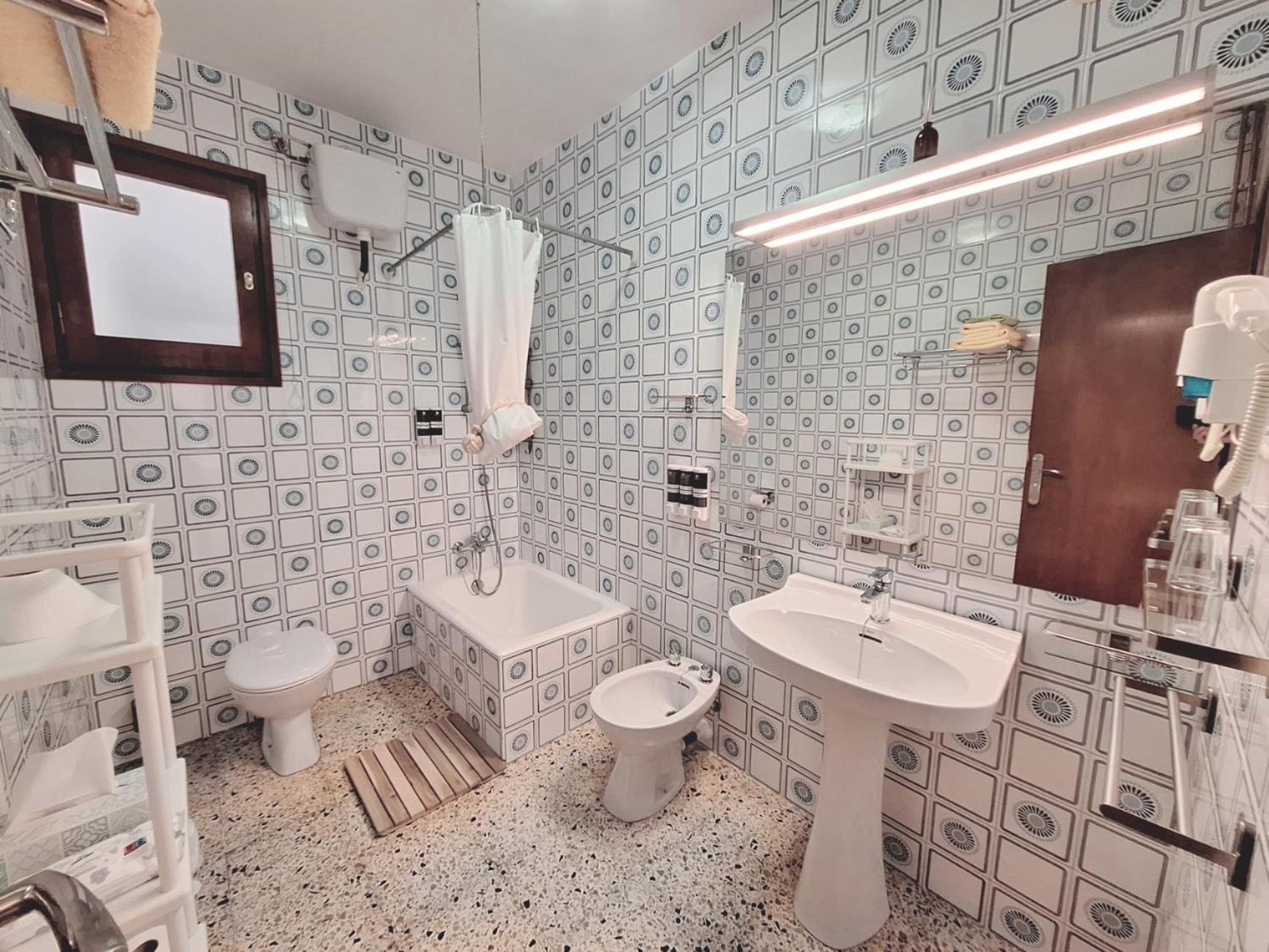 Apartament Eliette 3 บากา ภายนอก รูปภาพ